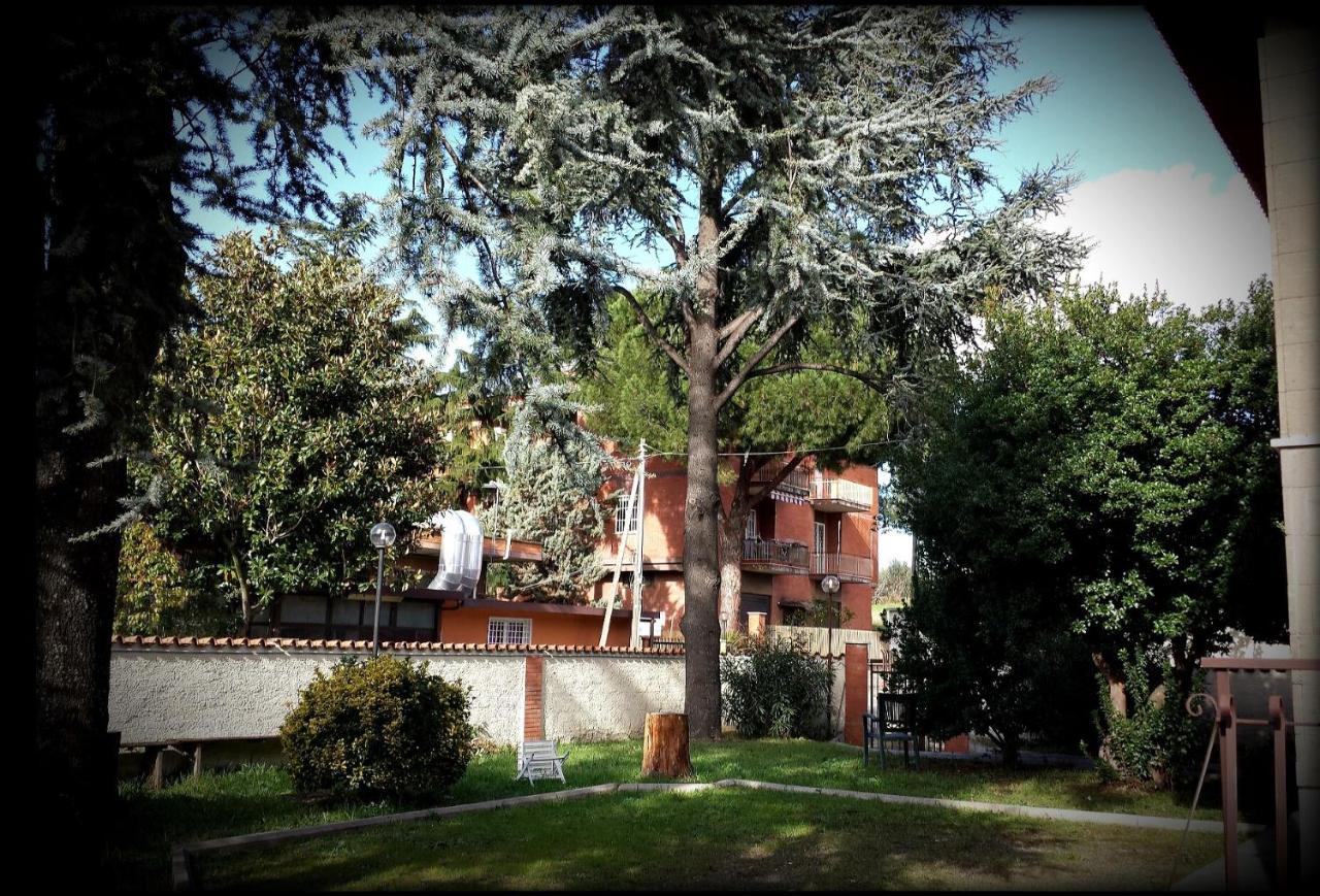 Hotel La Casa Degli Oleandri Rzym Zewnętrze zdjęcie